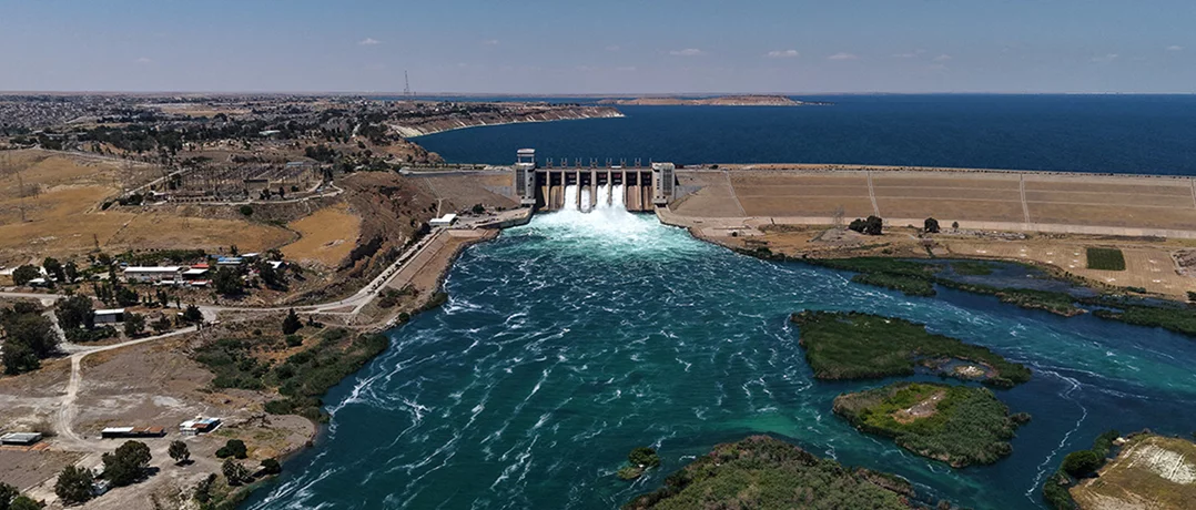 The Euphrates flooding and Syria's water crisis
