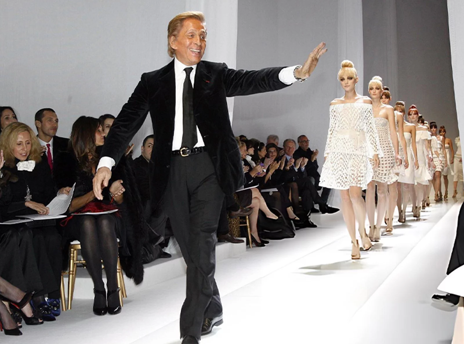 valentino-garavani-the-life-and-legacy-of-a-fashion-icon