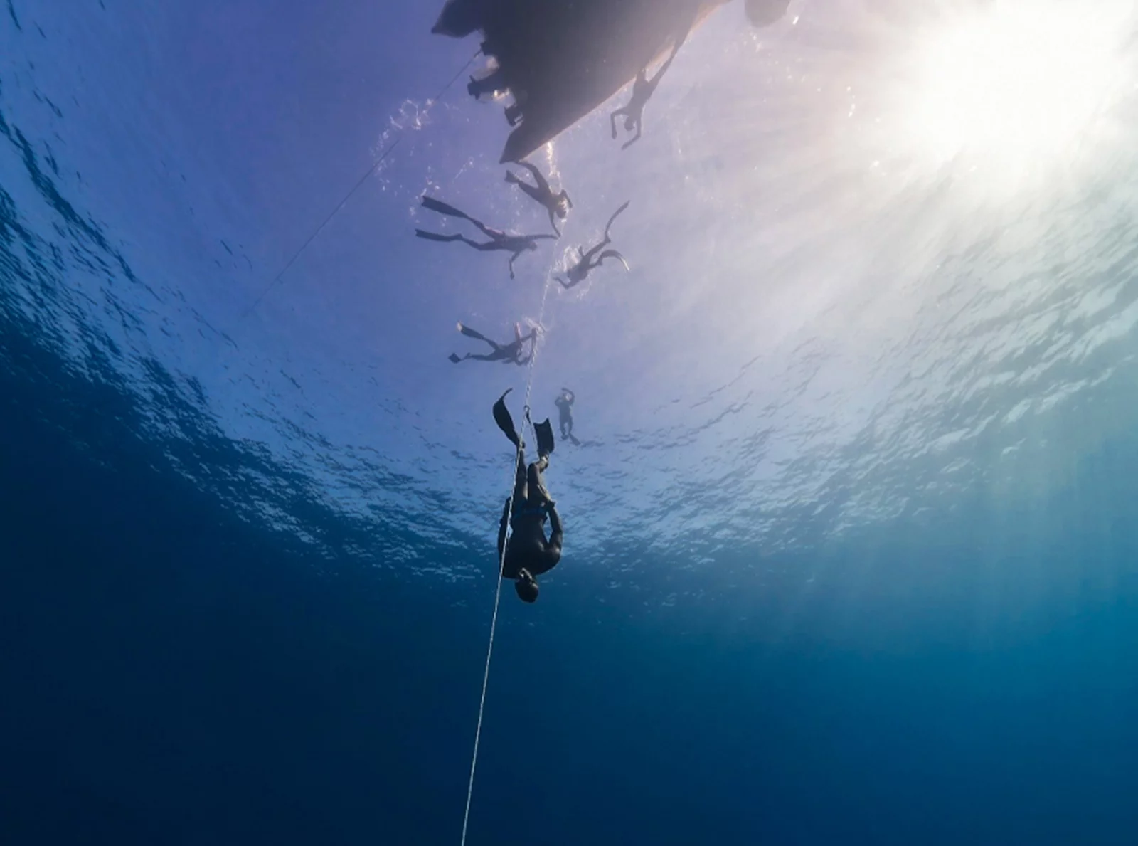 lebanon’s-record-breaking-freediver-dives-against-the-odds