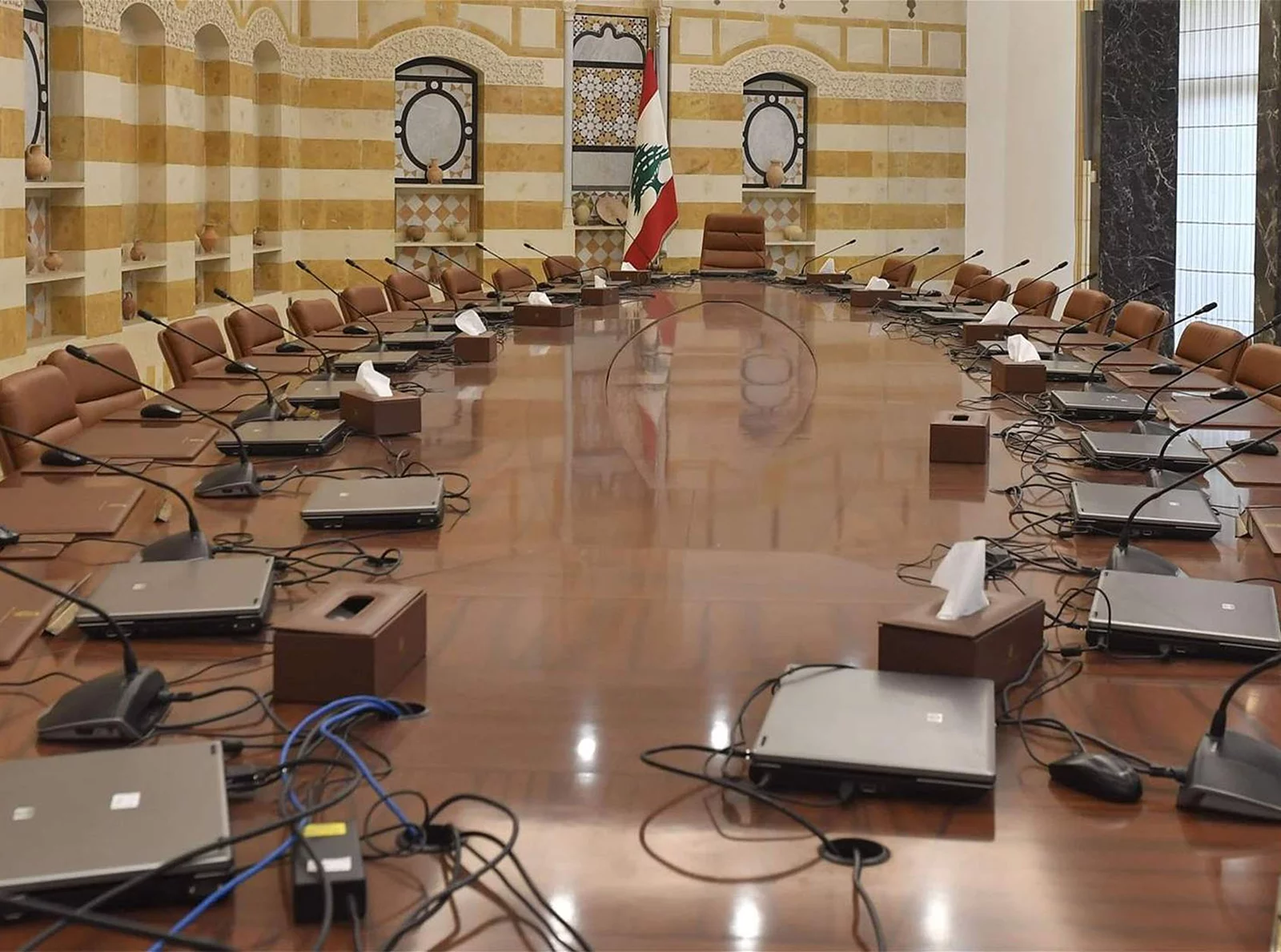 lebanon-moves-toward-state-control-of-arms