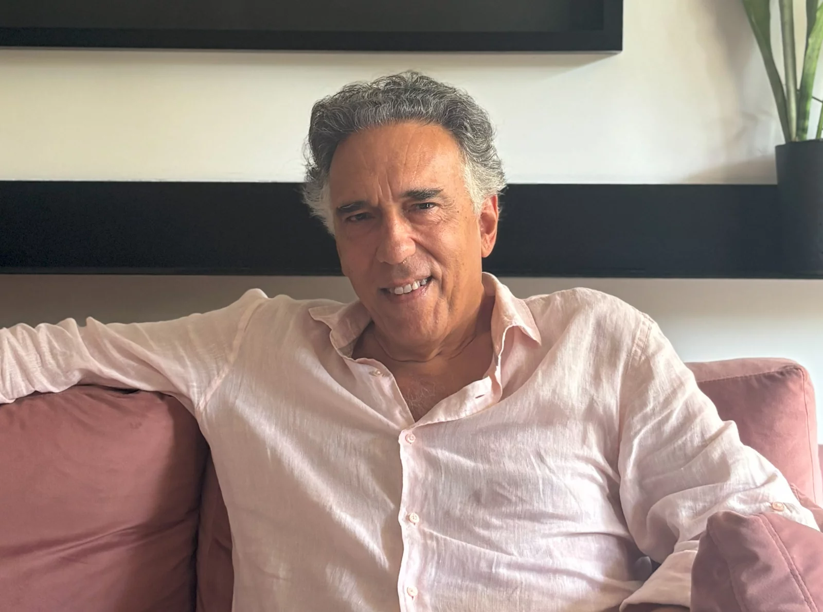 between-memory-and-war-charif-majdalani’s-portrait-of-beirut