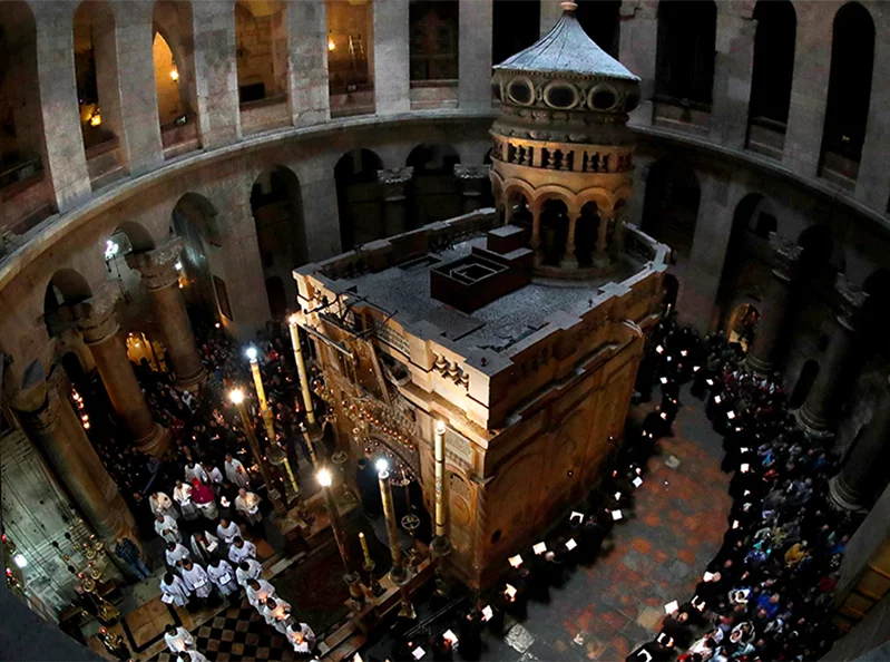 The Church of the Holy Sepulchre shuts its doors