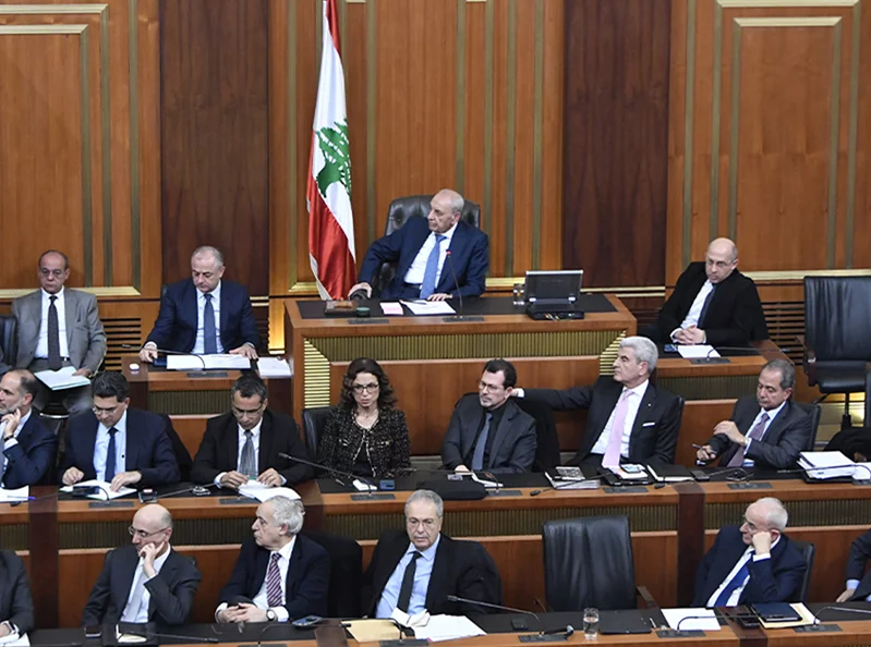 Parliament extends its mandate for 2 years